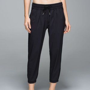 Lululemon Athletica Namaskar Crop Black